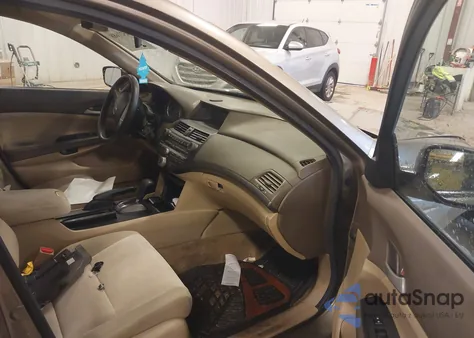 2010 Honda Accord 2.4 Lx from USA, damaged, VIN 1HGCP2F32AA059943